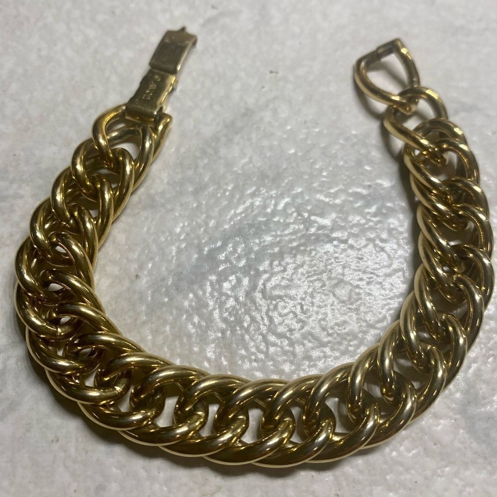 𝅺AVON Vintage Link Bracelet
